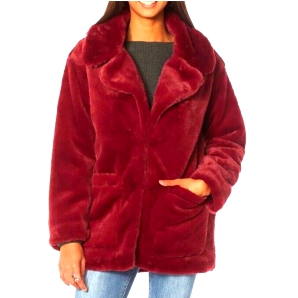 DEMOCRACY NWT Faux Fur Jacket Cranberry Color Sz Medium